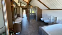 Badezimmer Ansicht 2