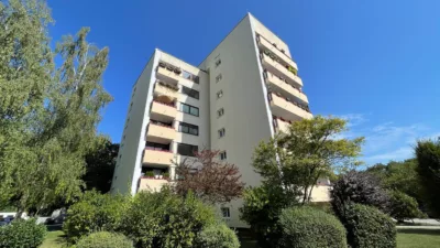 Sofort verfügbare 2-Zimmer-Eigentumswohnung mit großem Balkon, Tageslichtbad und KFZ-Stellplatz, 82319 Starnberg, Erdgeschosswohnung