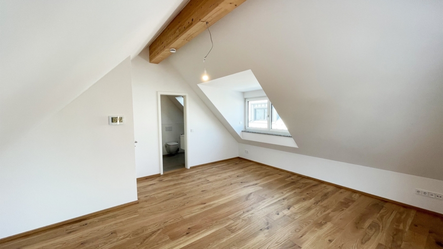 Bezug sofort möglich! Exklusives Stadthaus mit edlem Kaminofen, 2 Bädern in Toplage Untermenzing - Studio Ansicht 2