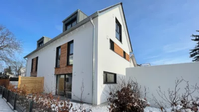 Bezug sofort möglich! Exklusives Stadthaus mit edlem Kaminofen, 2 Bädern in Toplage Untermenzing, 80999 München, Doppelhaushälfte