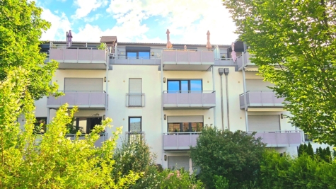 Topzustand! 3-Zimmer-Dachterrassenwohnung mit Einbauküche, TG-Stellplatz & idealer Südausrichtung, 84416 Taufkirchen, Dachgeschosswohnung