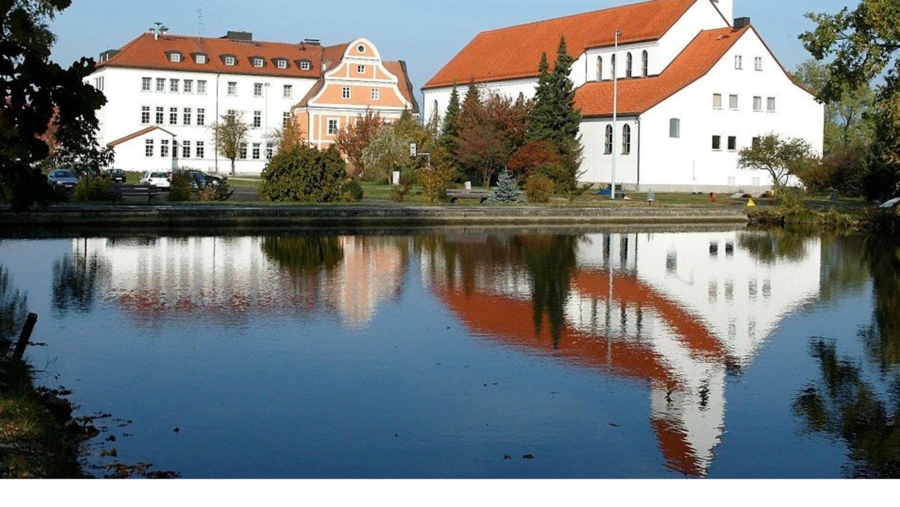 Absolute Rarität! 1.286 m² großes Baugrundstück für 5-Spänner oder Mehrfamilienhaus mit 8 Wohnungen - Hallbergmoos Impressionen