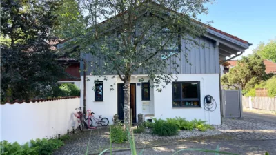 Exklusives Designer-Einfamilienhaus mit High-End-Ausstattung in privilegierter Lage von Baldham, 85598 Baldham, Einfamilienhaus