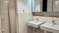 Badezimmer im Erdgeschoss