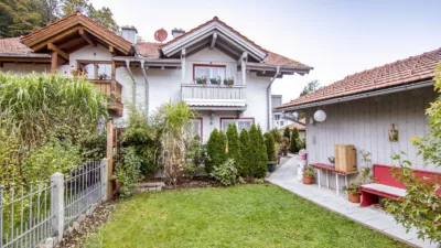 Liebevoll gestaltete & sehr gepflegte Doppelhaushälfte in absoluter Toplage in 83080 Oberaudorf-Agg, 83080 Oberaudorf, Doppelhaushälfte