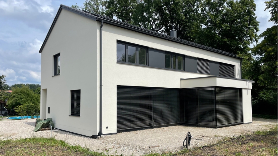 Leben am Park! Sehr hochwertige 2-Zimmer-Wohnung in Bestlage Eicherloh zum Erstbezug zu vermieten! - Hausansicht