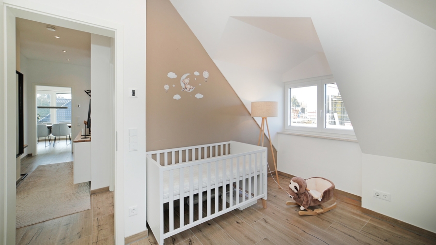Absolute Rarität! Edle 3-Zimmer-Dachgeschosswohnung mit Luxusausstattung und großer Dachterrasse - Kinderzimmer