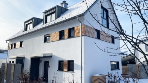 Exklusives Stadthaus mit edlem Kaminofen & 2 Bädern sofort verfügbar!, 80999 München, Doppelhaushälfte