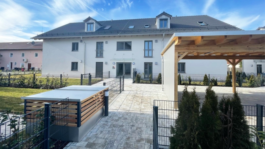 Top vermietete 4-Zimmer-Eigentumswohnung, Baujahr 2023 in sehr guter Wohnlage sucht Kapitalanleger - Außenansicht