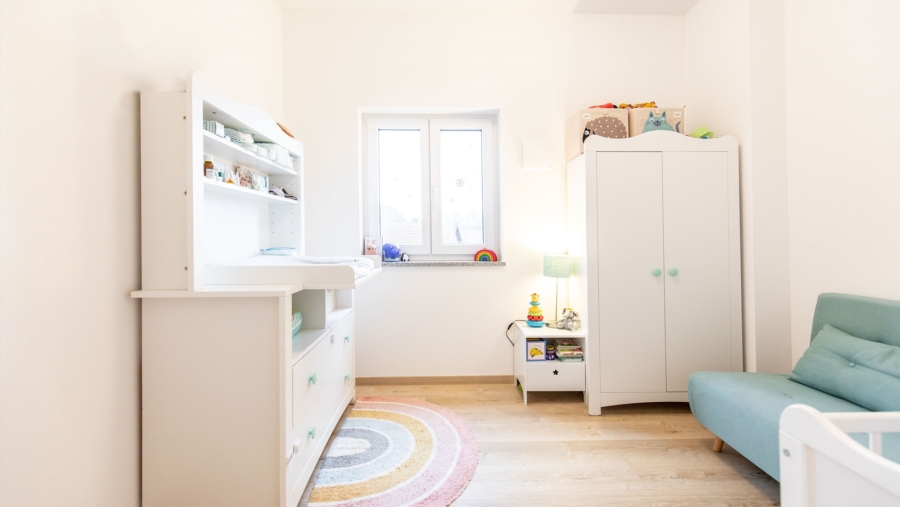 Absolute Rarität! Edle 4-Zimmer-Dachgeschosswohnung mit Luxusausstattung und großem Westbalkon - Kinderzimmer 2