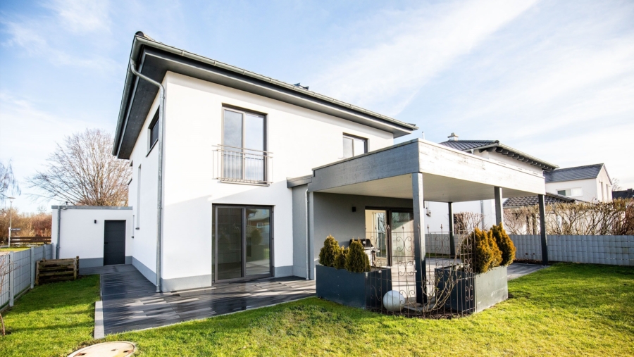 Stilvolles Wohnen & Leben in exklusiver Traumvilla! - Garten