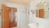 Badezimmer 2. OG