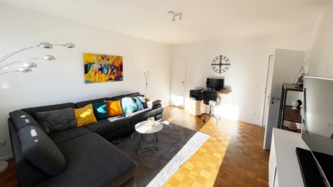 Top geschnittene 3-Zimmer-Eigentumswohnung mit Südbalkon & Gartenmitbenutzung in Alt-Poing, 85586 Poing, Etagenwohnung