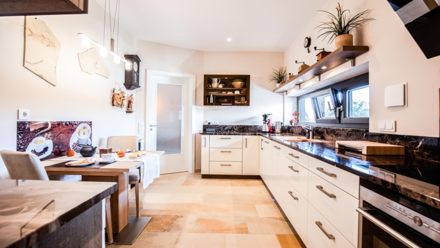 Eine Perle im Herzen von Erding! Edle Penthouse Wohnung mit 133 m² Wohnfläche & großer Dachterrasse - Küche