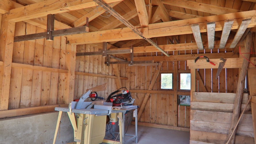 Das perfekte Haus mit Einliegerwohnungen zur freien Sanierung in Oberaudorf, Landkreis Rosenheim - Gartenhaus