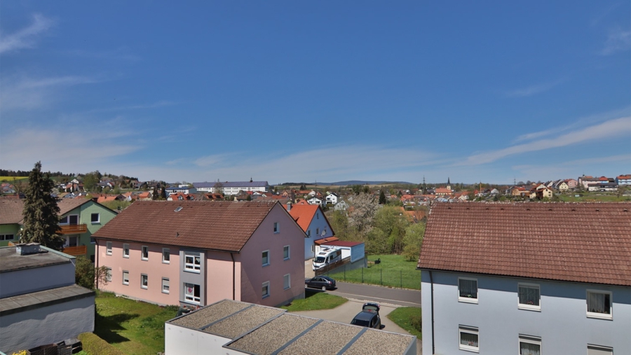 Absolute Rarität! Charmantes Zweifamilienhaus im Kaffeemühlenstil in 92670 Windischeschenbach - Ausblick Speicher