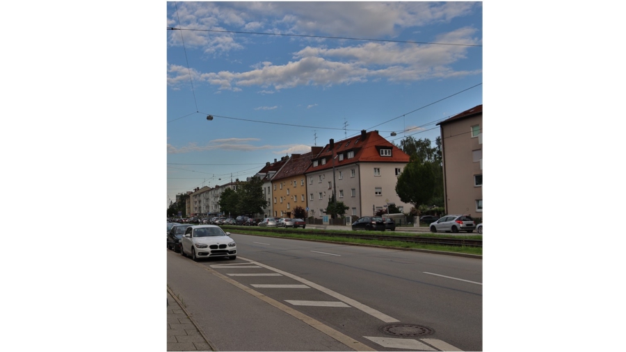 Ideal geschnittene 3-Zimmer-Dachgeschosswohnung mit Südloggia in Berg am Laim! - Lagebild (Richtung Trudering)