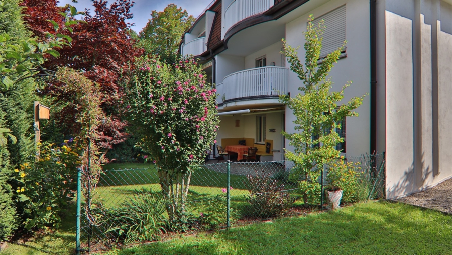 Sehr ruhig gelegene 3-Zimmer-Gartenwohnung mit zusätzlichem Hobbyraum im Souterrainbereich! - Westgarten mit Terrasse