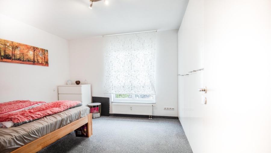 Schöne moderne 2-Zimmer-Gartenwohnung im Herzen von Hallbergmoos zu vergeben! - Schlafzimmer