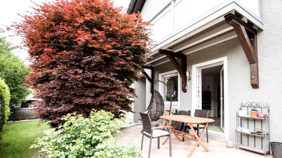 Traumhaft schöne 4-Zimmer-Gartenwohnung im Zentrum von Wartenberg zu vergeben! - Terrasse