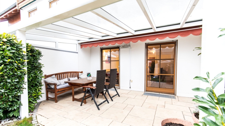 Ihr neues Zuhause mit viel Platz! Wunderschönes Reihenmittelhaus mit traumhaften Südgarten! - Terrasse